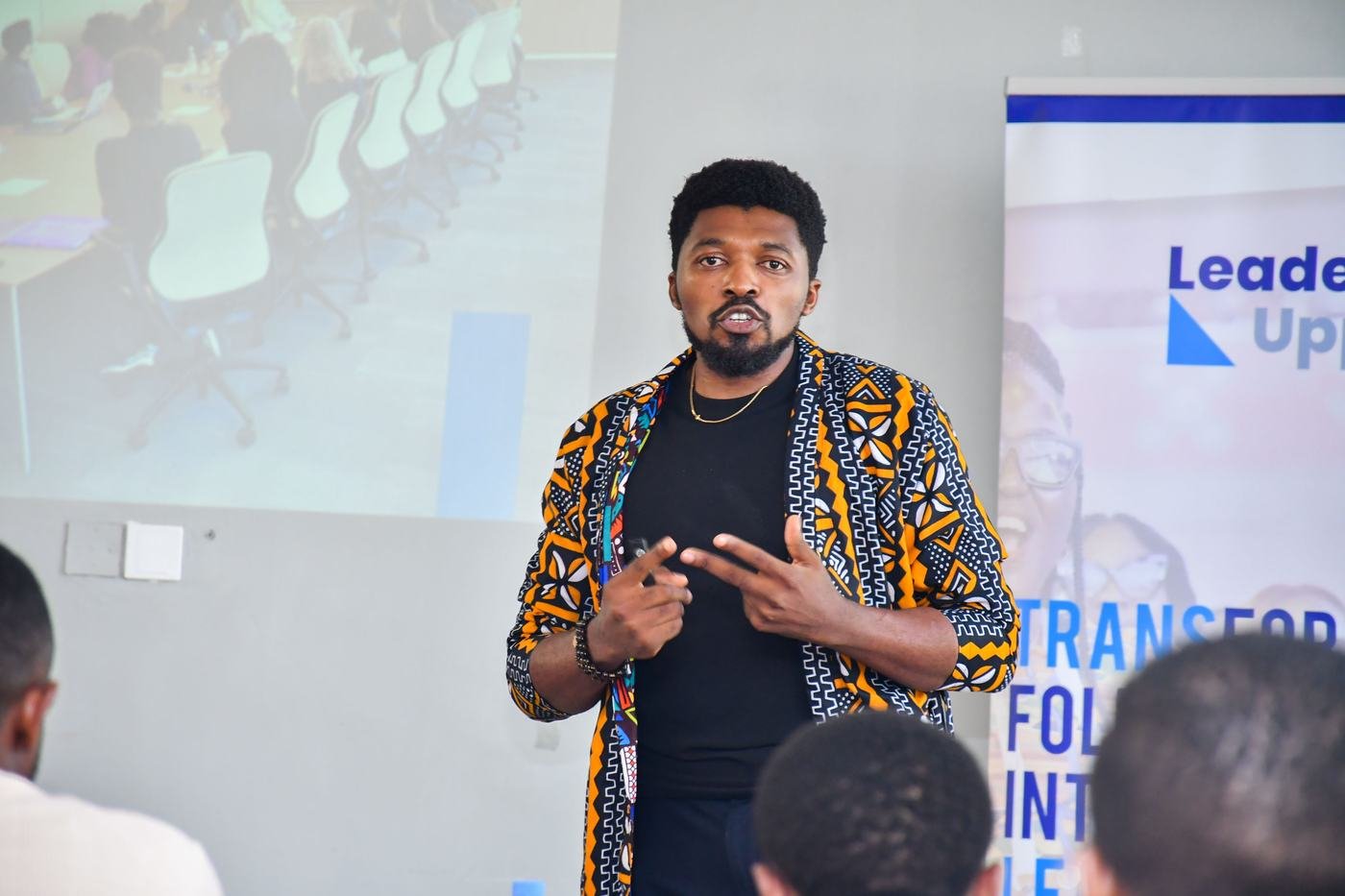 Kizito Nyuytiymbiy leading a Leader Upp session