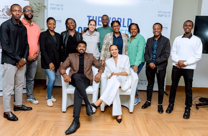 Attendees posing together at a past Human Edge event
